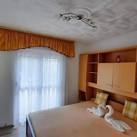 Szaffaria Apartman * Kehidakustány